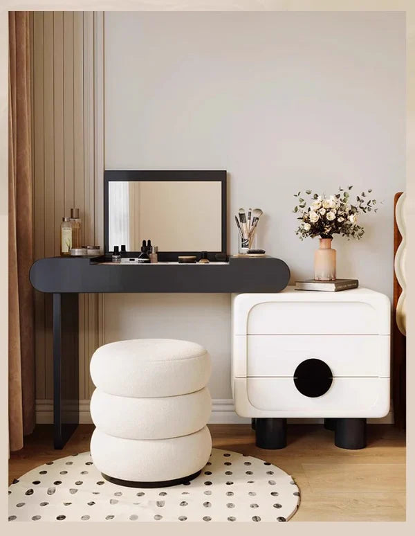 Shop Modern Dressing Tables with mirror online | iFur