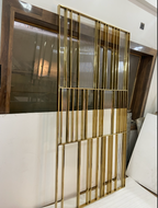 Akasa Metal Partition With Fluted Glass