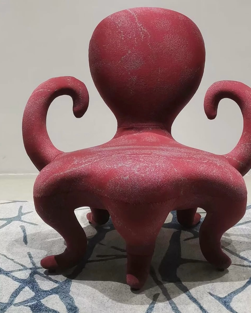 Tentacle Throne Kids Sofa Chair