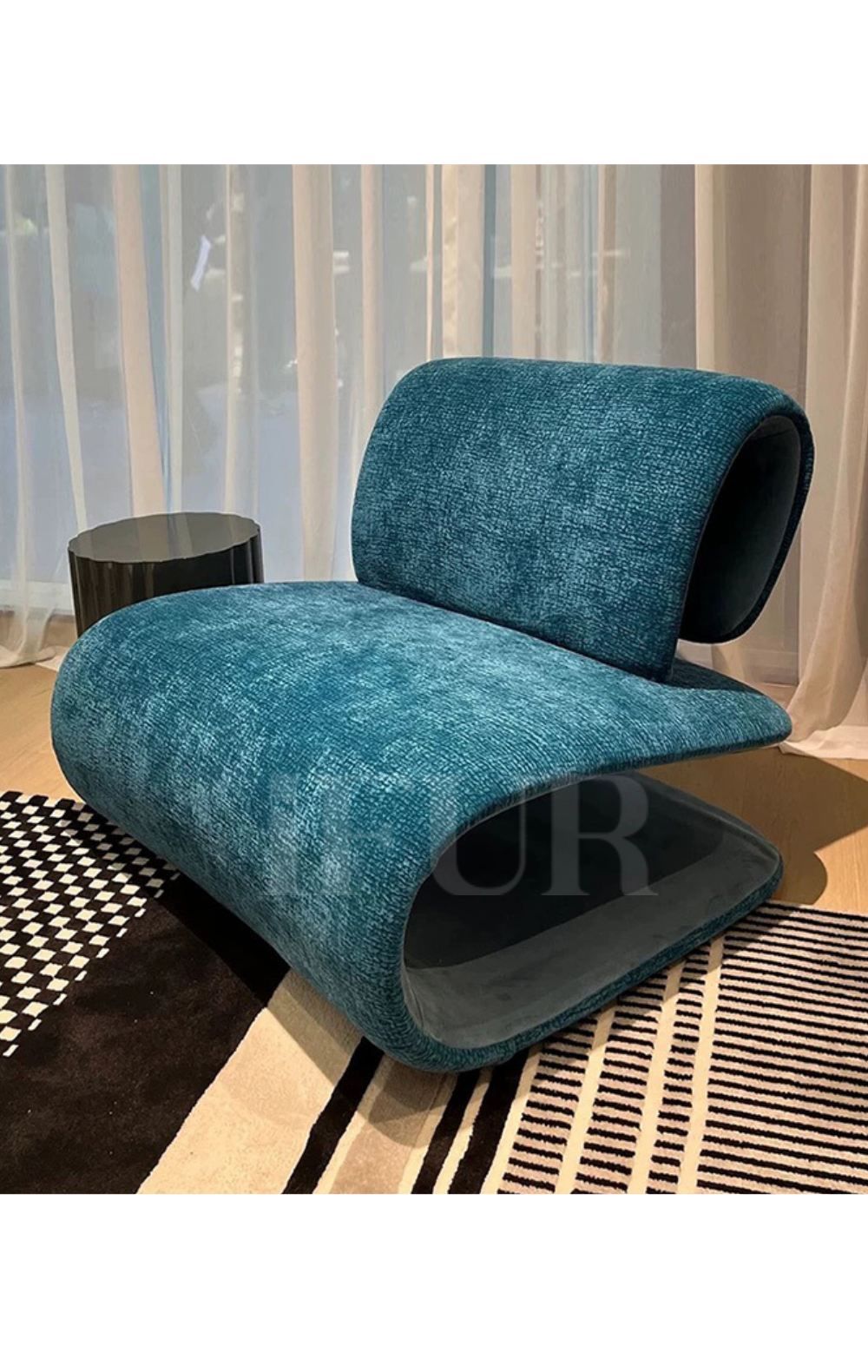 Luma Curve Lounge Chair