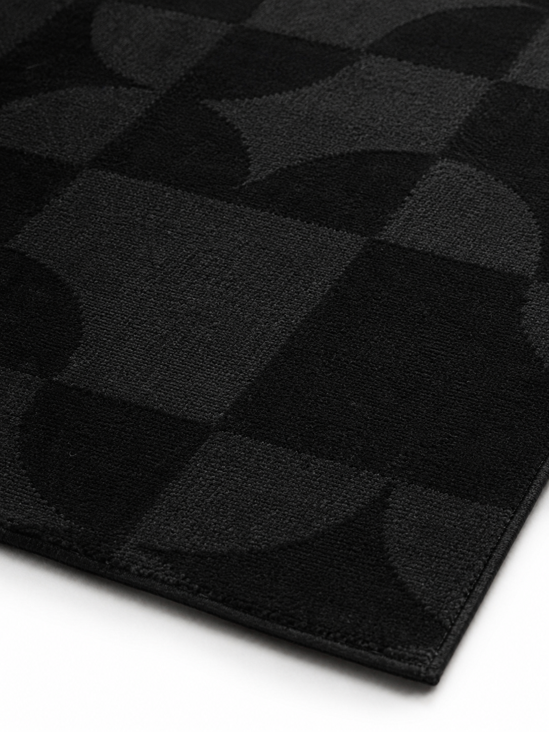 The Vesper Rug — Luxury Modern Geometric Polyester Rug