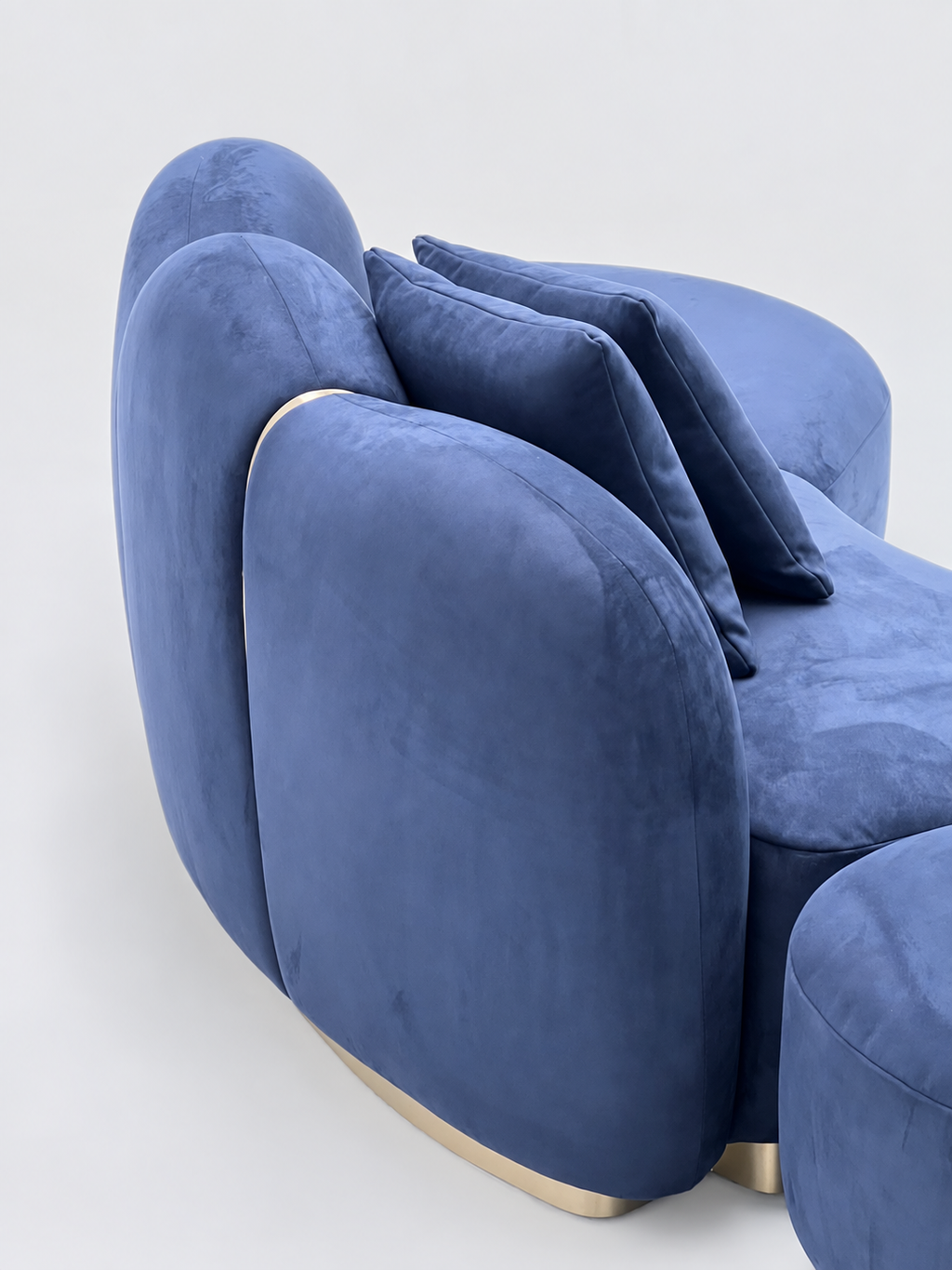 The Orvo Sofa — Luxury Modern 3-Seater Sofa