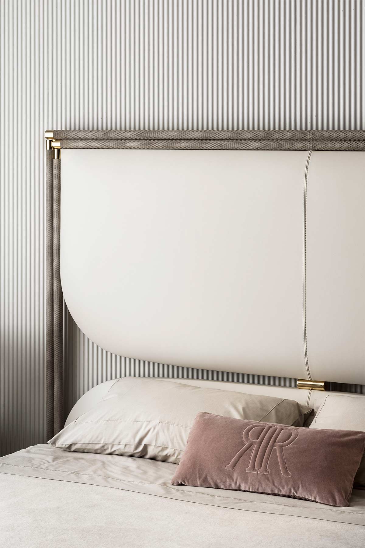 Voguish Modern Trendy  Leatherette Upholstered Off White Bed With Storage In