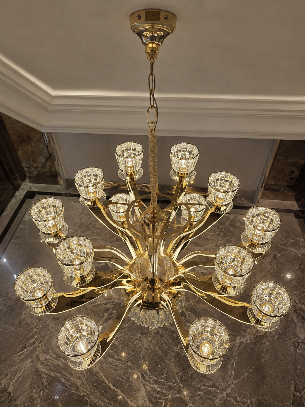 The Valerisse Crown — Luxury Gold Crystal Chandelier