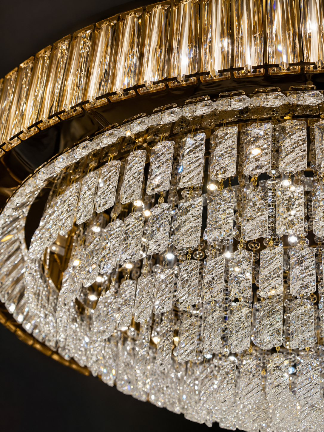 The Kivelle Chandelier — Luxury Crystal Ring Cascade Chandelier